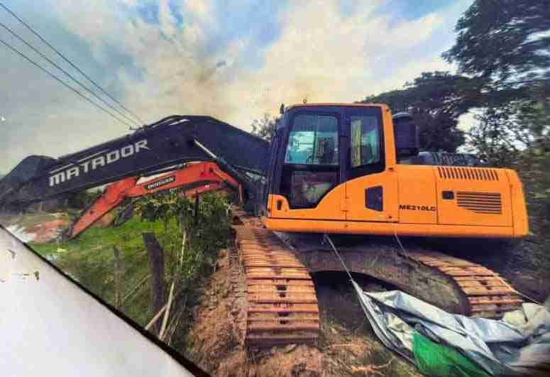 Military Refuses to Return 13 Bulldozers Despite Court Orders, Commander Allegedly Uses Them for Personal Gain