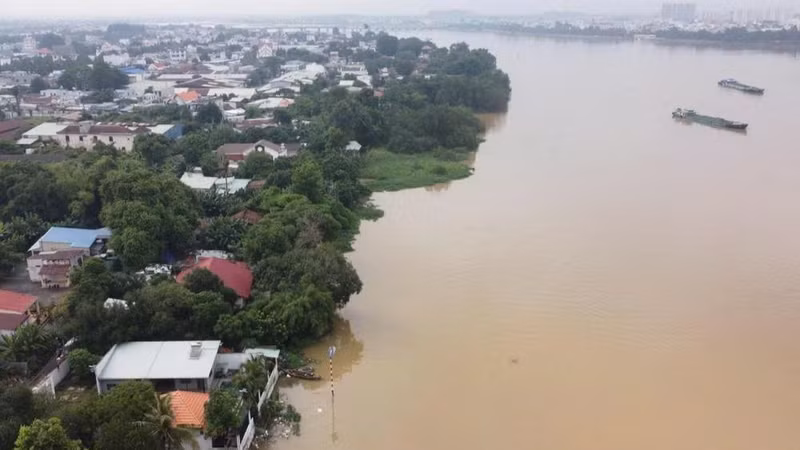 Heavy Rain and Flood Warnings Issued Across Vietnam, Landslide Risks in Mountainous Areas