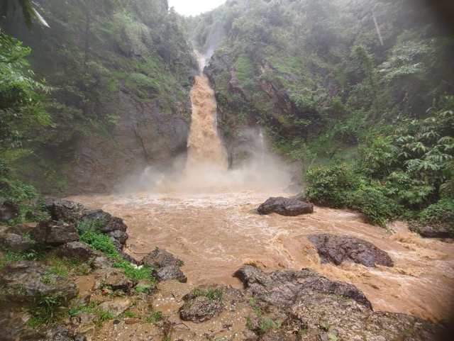 Flash Flood at 'Chok Kradin Waterfall' in Southern Thailand; Swimming Ban Issued