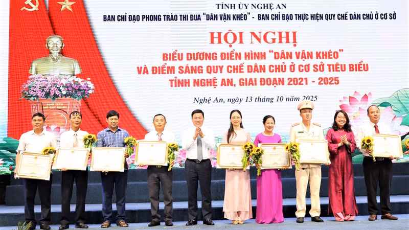 Nghe An Province Accelerates "Skillful Mass Mobilization" Movement