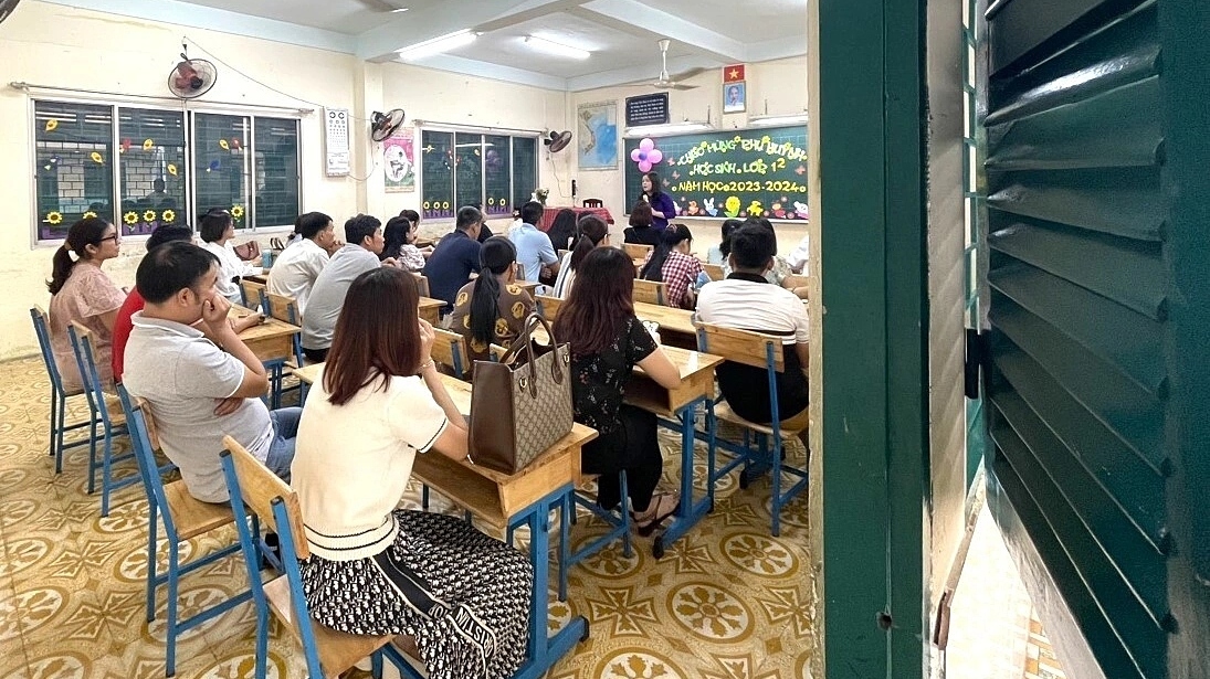 ベトナムのPTA、教師・校長への「ご祝儀」で本来の目的から逸脱か