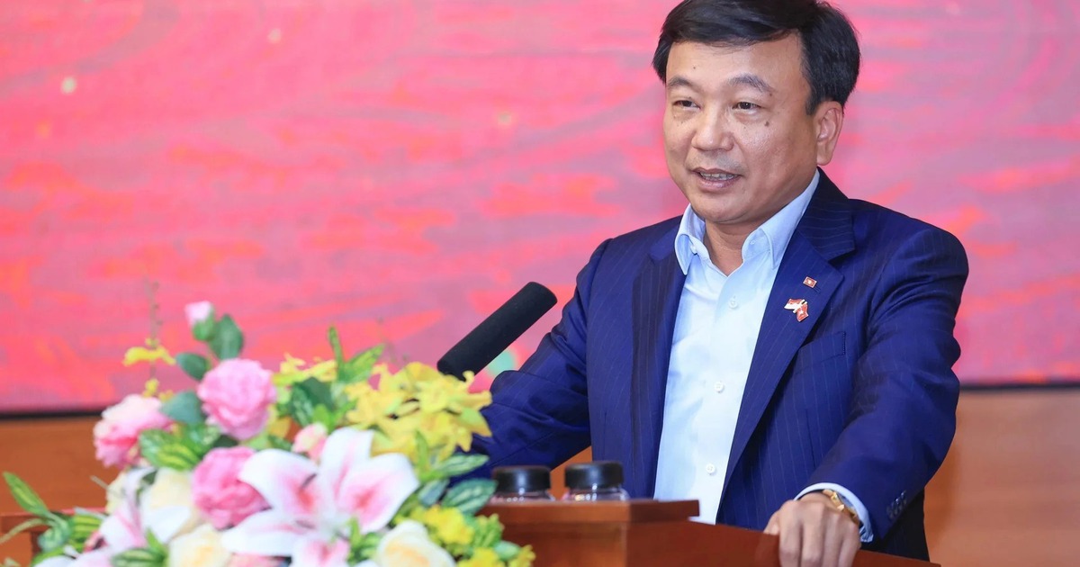 Vietnam Appoints Vice Chairman of Government Office, Deputy Construction Minister