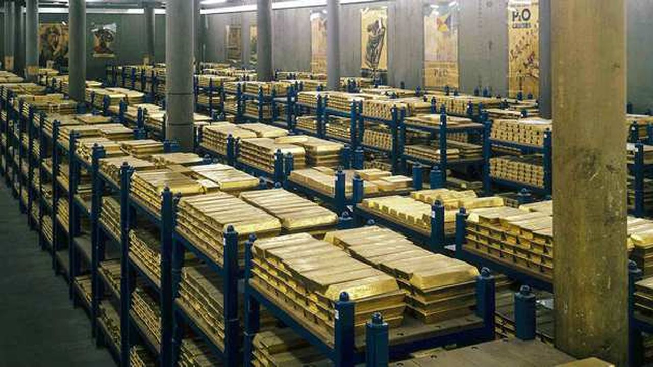 Dutch Central Bank Moves 86 Tons of Gold to London Amid Geopolitical Instability