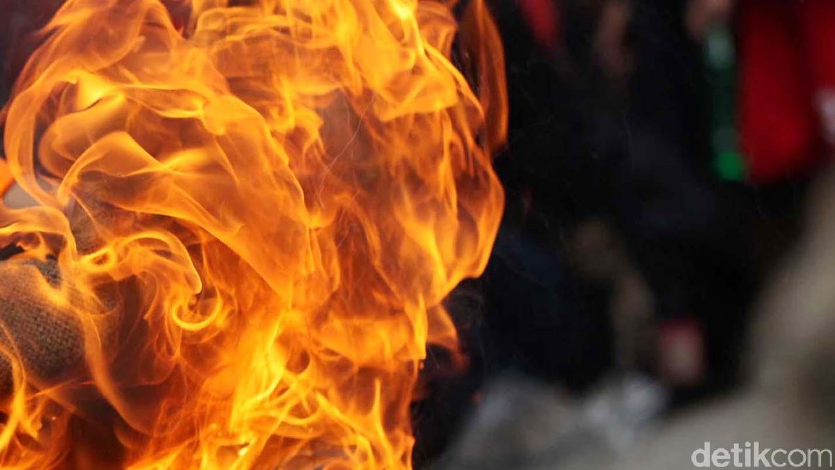 Jakarta Bapenda Building Catches Fire Again, Firefighting Efforts Hampered