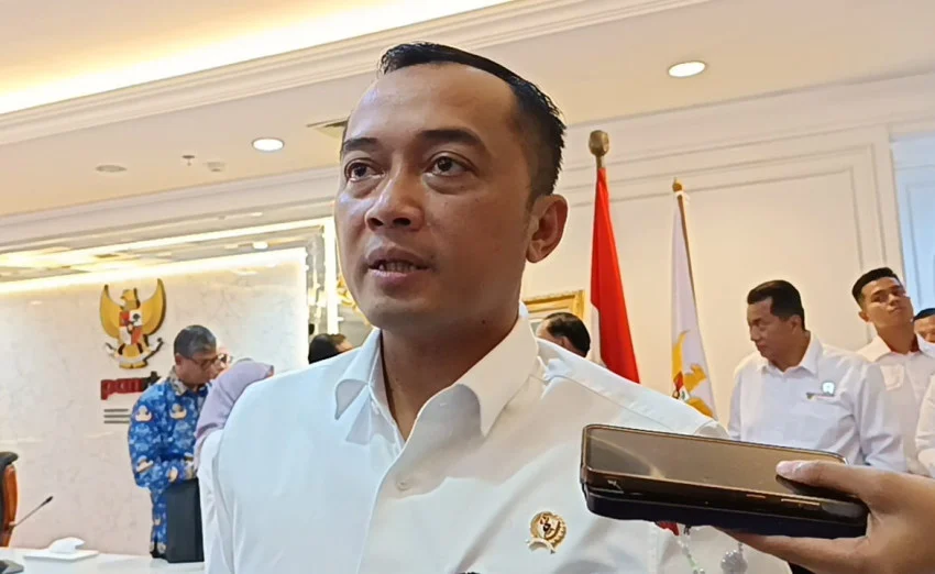 Minister of Law and Human Rights Urges Caution on Linking Prosecutor's Investigation to Presidential Candidates