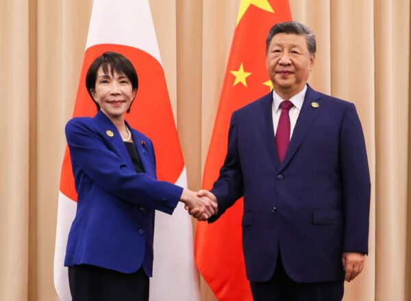 日本、対中政策転換か:経済的結びつきの冷え込みと地政学的現実への対応