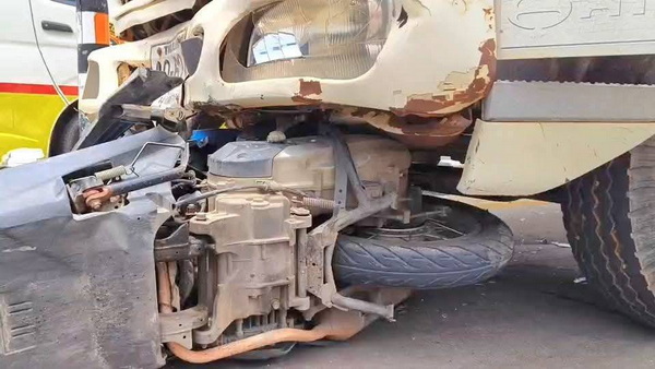 タイ、飲酒運転による悲劇 - 交差点での追突事故で女性死亡