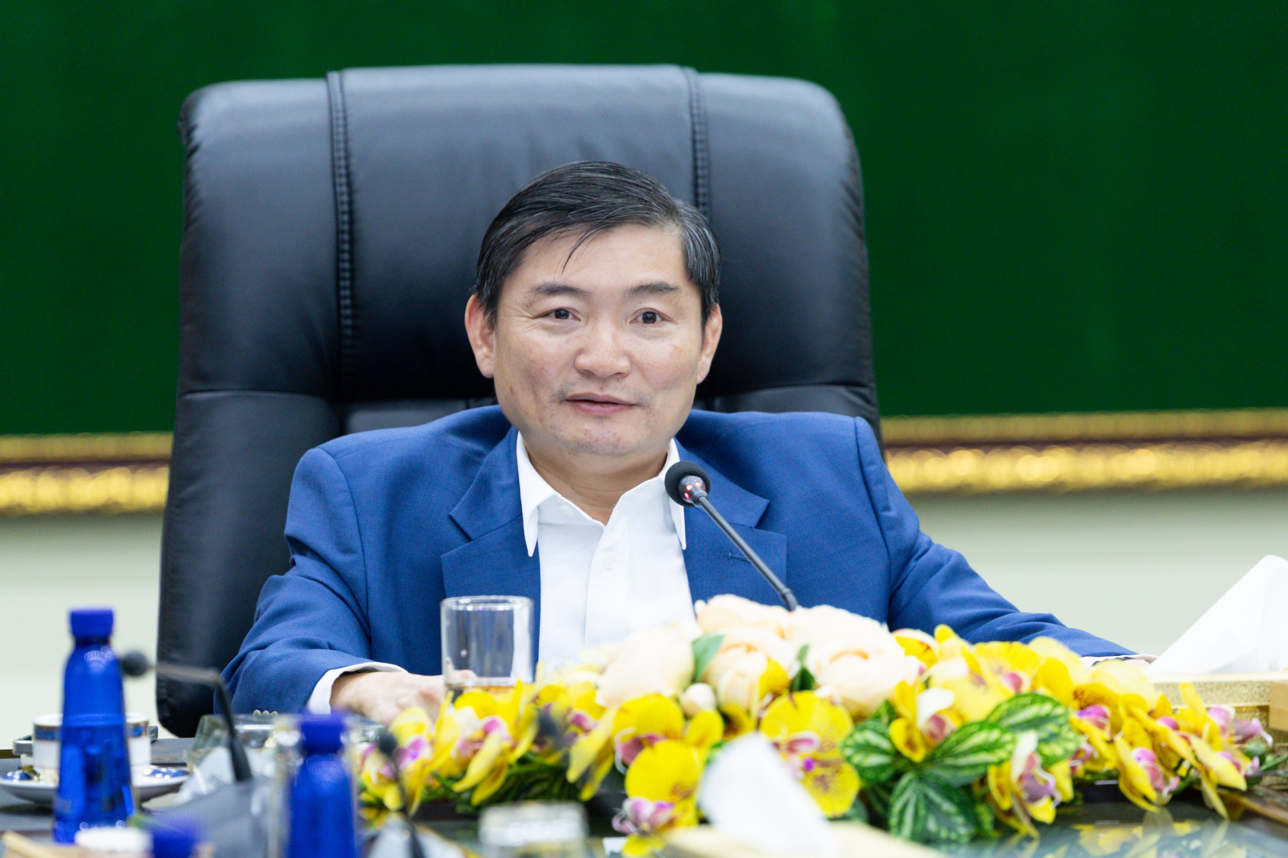Cambodia: Labor and employers clash over 2027 minimum wage hike