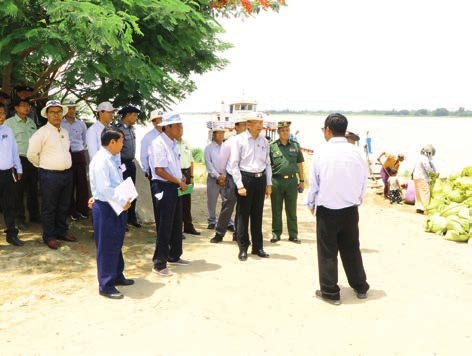 バゴー地域長官、タヤワディ地区で農業・畜産プロジェクトを視察