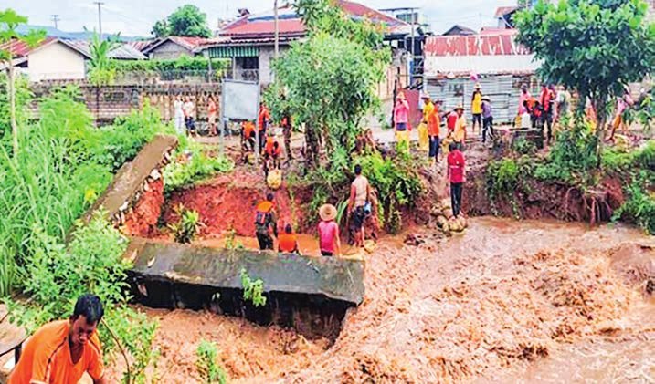 モゴク、マダヤで大雨による土砂崩れと洪水が発生