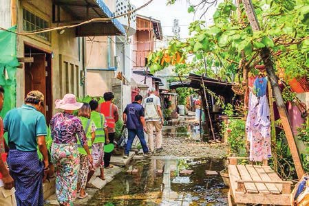 エーヤワディ地域で洪水救援活動が継続中