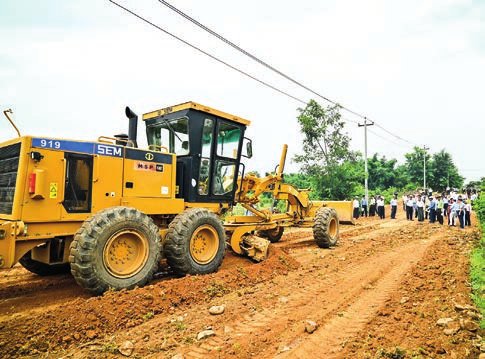 Emergency Repairs Underway on Nyaungdonkyun Embankment
