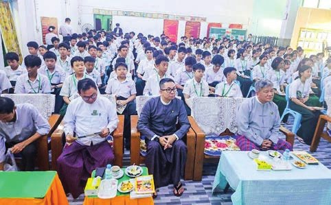Traffic safety awareness talk held for about 250 students