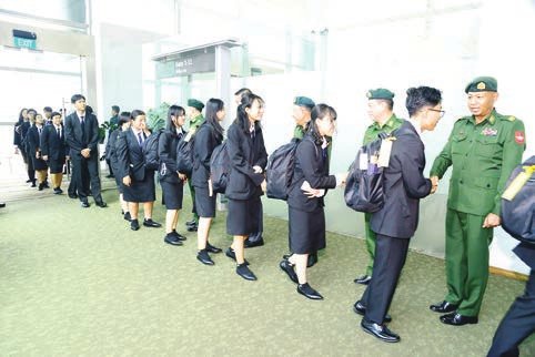 未来の教師たちに、技能ある若者の育成と国民融和の促進を求める